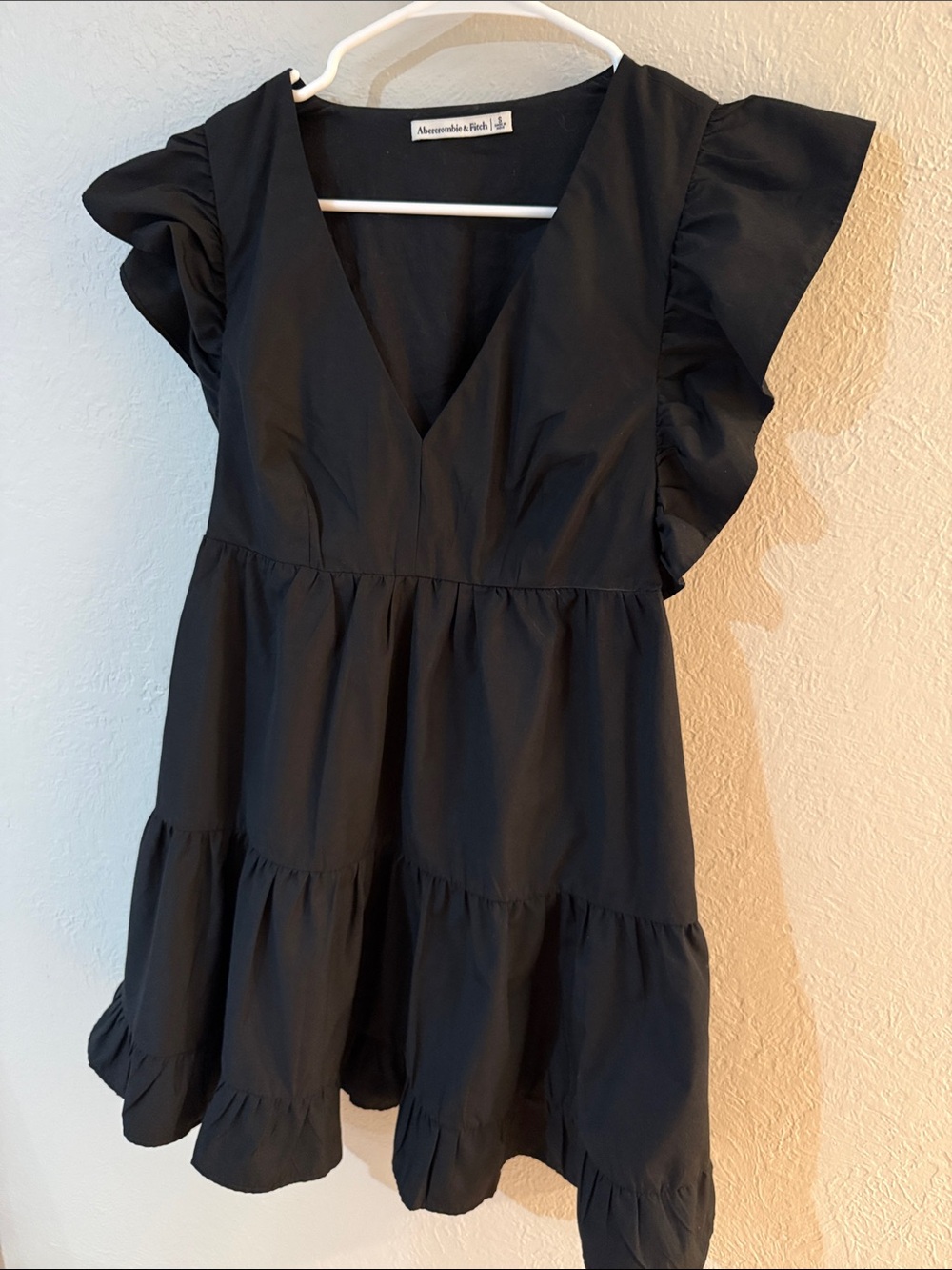Abercrombie & Fitch Black V-Neck Tiered Ruffle Tunic